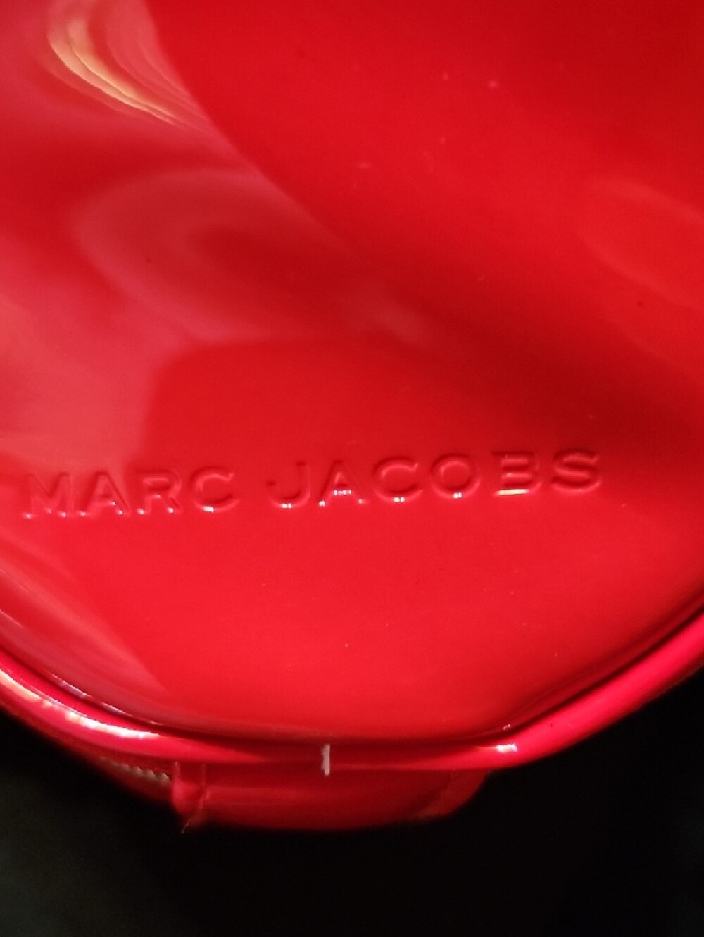 Marc Jacobs Glossy Red Patent Logo Pouch - Picture 2 of 4